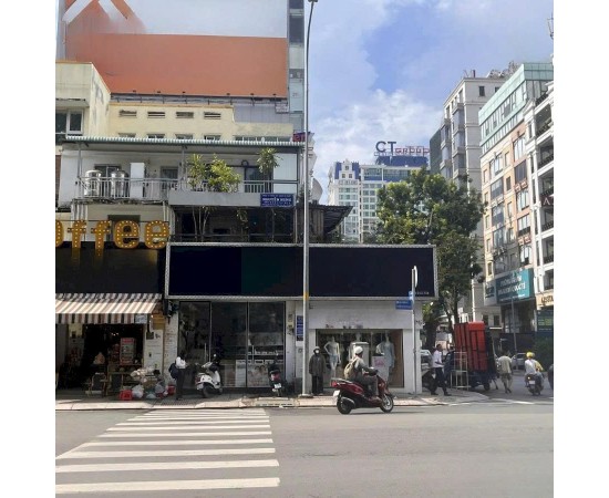 Cho thuê Nhà mặt tiền : 182 Nguyễn Thị Minh Khai, Quận 3. Giá thuê: 85 triệu/tháng