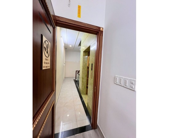 Cho thuê Nhà mặt tiền : 90 Tân Nguyên Đán, Quận Bình Thạnh, TPHCM. Giá thuê: 70 triệu/tháng