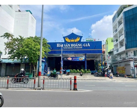 Cho Thuê Nhà GÓC 2MT : 608 Đường 3/2, Phường 14, Quận 10, TPHCM. Giá cho thuê: 250 triệu / tháng - C