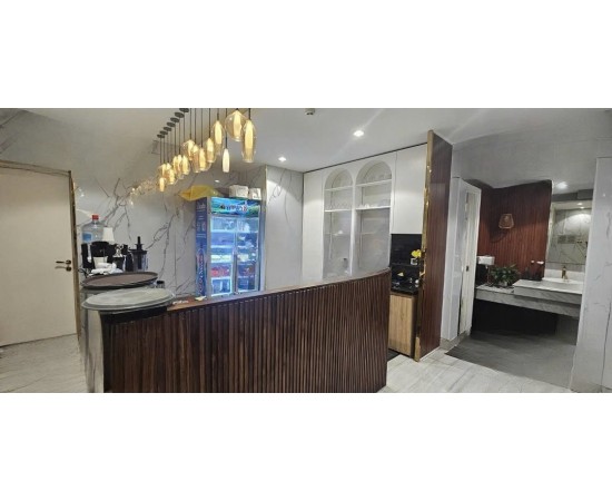 CHO THUÊ MẶT BẰNG : 120 Hoàng Trọng Mậu, Quận 7. Giá thuê: 150 triệu/tháng