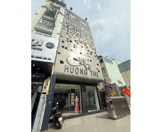 CHO THUÊ BUILDING : 78-80 Trần Nhân Tôn, Quận 10. Giá thuê: 185 triệu/tháng