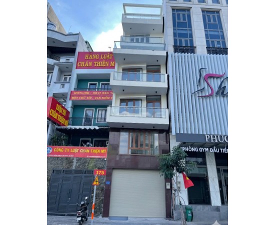 CHO THUÊ BUILDING : 177 Dương Quảng Hàm, Phường 6, Quận Gò Vấp. Giá thuê: 55 triệu/tháng