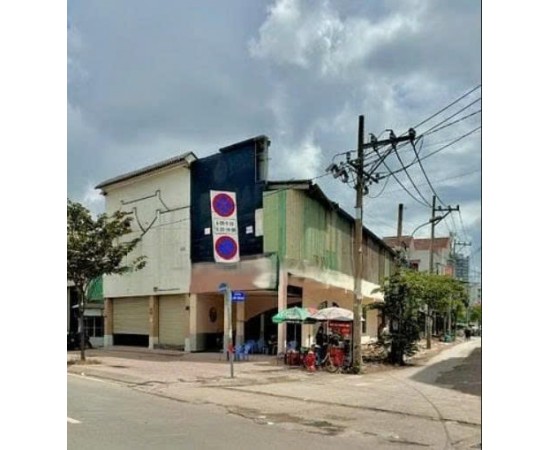 Cho thuê  Nhà mặt tiền : 537–539 Kinh Dương Vương, Quận Bình Tân. Giá thuê: 240 triệu/tháng