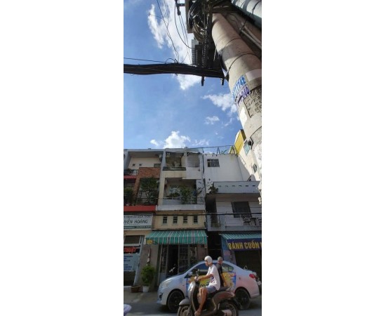 Cho thuê Nhà mặt tiền : 130 Đặng Văn Ngữ, Phường 13, Quận Phú Nhuận. Giá thuê: 25 triệu/tháng