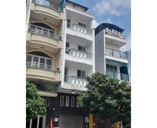 Cho thuê Nhà mặt tiền : 92 Trần Hưng Đạo, Phường 7, Quận 5. Giá thuê: 62 triệu/tháng