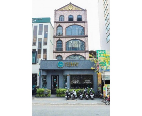 Cho thuê Nhà Góc 2 mặt tiền: 119 Cộng Hoà, Phường 12, Quận Tân Bình. Giá thuê: 270 triệu/tháng