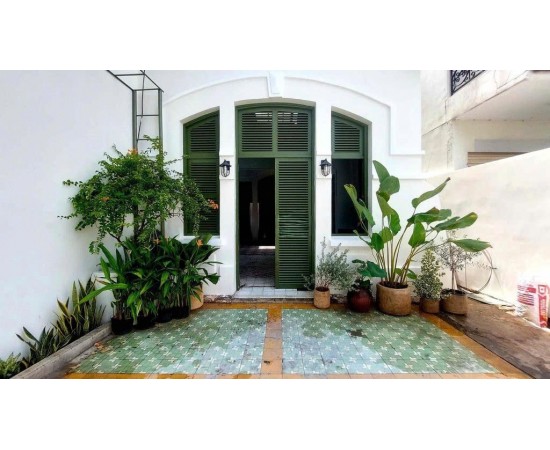 Cho Thuê Biệt Thự Cổ : 102B Trần Quốc Toản, Phường Võ Thị Sáu, Quận 3. Giá thuê: 75 triệu/tháng