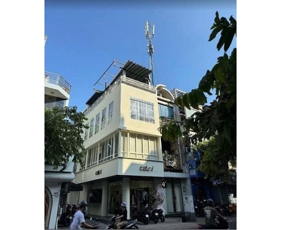 Cho thuê Nhà Góc 2 mặt tiền : 597 Nguyễn Đình Chiểu, Phường 2, Quận 3. Giá thuê: 55 triệu/tháng