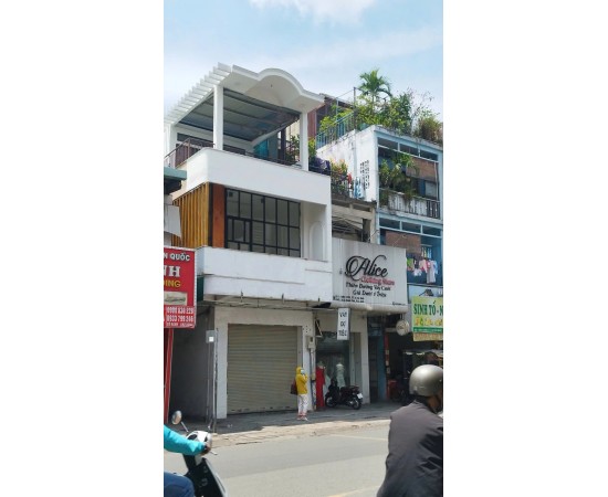Cho thuê Nhà mặt tiền : 999 Cách Mạng Tháng 8, Phường 5, Quận Tân Bình. Giá thuê: 25 triệu/tháng