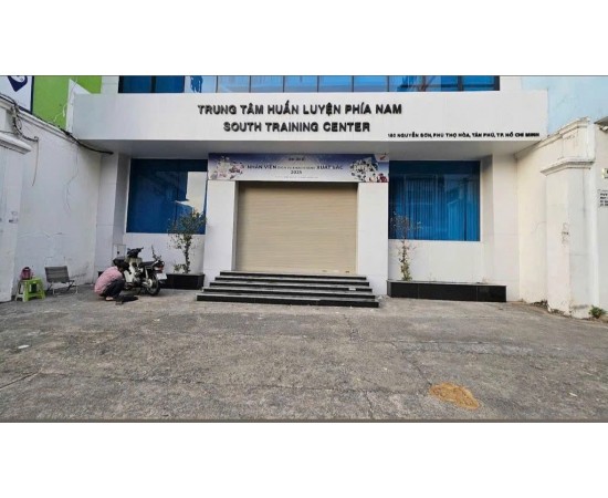 Cho thuê Nhà mặt tiền : 150 Nguyễn Sơn, Phường Phú Thọ Hòa, Quận Tân Phú.  Giá thuê: 150 triệu/tháng