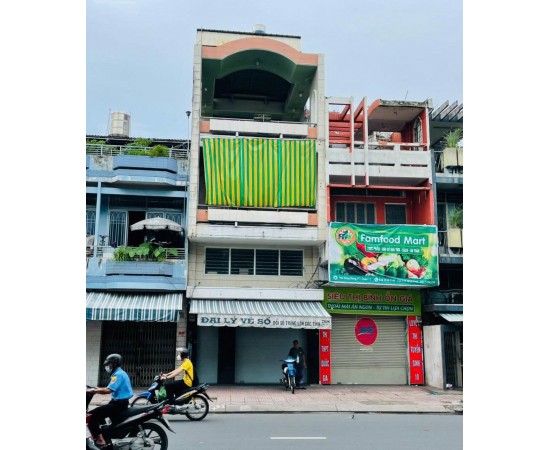 Cho thuê Nhà mặt tiền : 768 Hồng Bàng, Phường 1, Quận 11. Giá thuê: 50 triệu/tháng