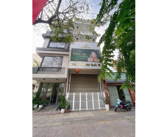 Cho thuê Nhà mặt tiền : 218 Bến Vân Đồn, Quận 4. Giá thuê: 75 triệu/tháng