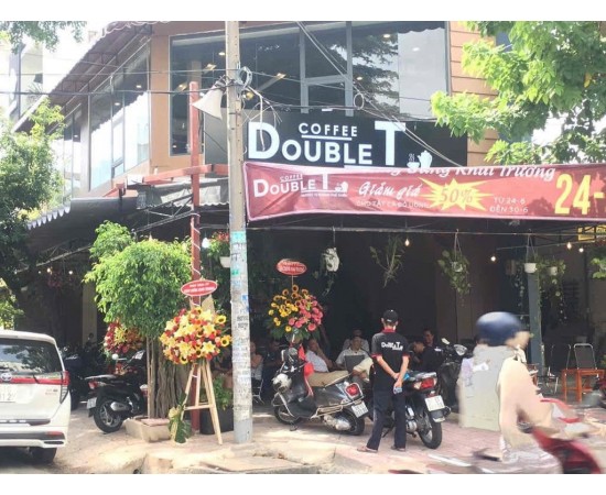 Cho thuê Nhà Góc : Mai Văn Vĩnh + Đường Số 47, Quận 7. Giá thuê: 50 triệu/tháng