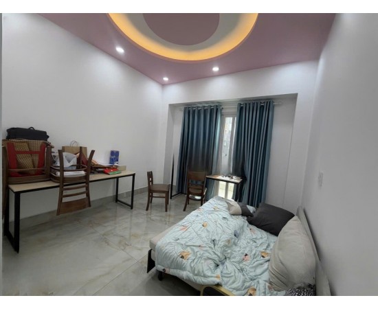 Cho thuê Nhà mặt tiền : 125 Lê Đại Hành, Phường 7, Quận 11. Giá thuê: 35 triệu/tháng