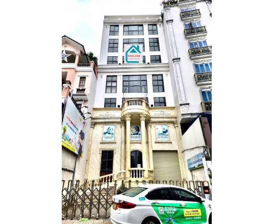 Cho thuê Nhà : 208 Nguyễn Phúc Nguyên, Phường 9, Quận 3. Giá thuê: 420 triệu/tháng (chưa VAT)