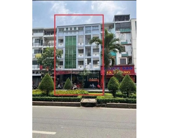 Cho Thuê Tòa Nhà : 47–49–51 Phan Xích Long, Phường 2, Quận Phú Nhuận. Giá thuê: 250 triệu/tháng