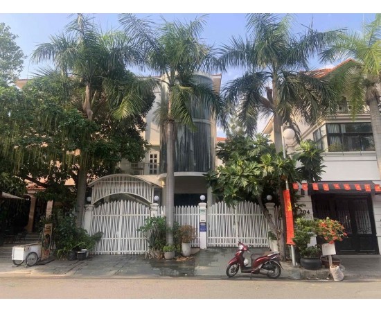 Cho thuê Nhà mặt tiền : 206 Phạm Thái Bường, Quận 7. Giá thuê: 85 triệu/tháng