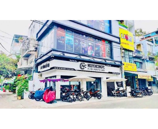 Cho thuê Nhà Góc 2 mặt tiền : 176 Tân Phước, Phường 6, Quận 10. Giá thuê: 50 triệu/tháng