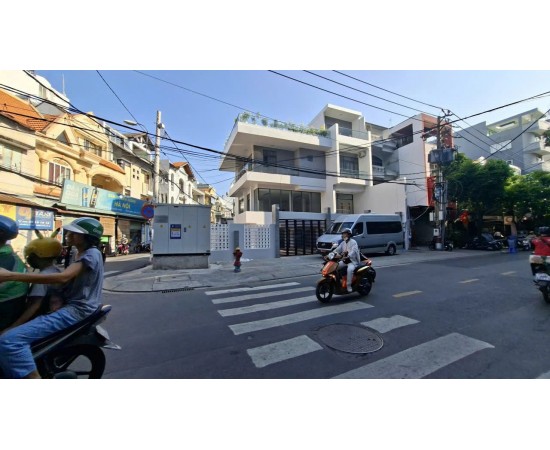 Cho thuê Nhà Góc 2 mặt tiền : 31 Cửu Long, Phường 2, Quận Tân Bình. Giá thuê: 150 triệu/tháng (NET)