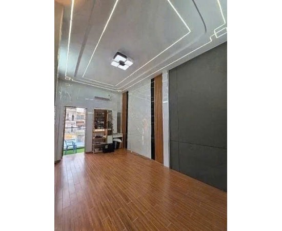 Cho thuê Nhà mặt tiền : 7 Ngô Gia Tự, Phường 2, Quận 10. Giá thuê: 34 triệu/tháng