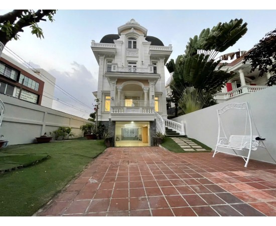 CHO THUÊ BIỆT THỰ 2 MẶT TIỀN : THẢO ĐIỀN – THỦ ĐỨC. GIÁ THUÊ : 7.500 USD/THÁNG