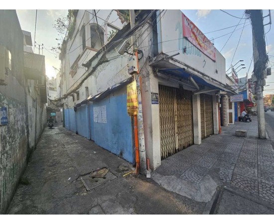 Cho Thuê Mặt Bằng : 214 Phan Văn Trị, Phường 12, Quận Bình Thạnh. Giá thuê: 30 triệu/tháng