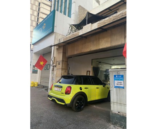 CHO THUÊ NHÀ : 139E Phan Đăng Lưu, Quận Phú Nhuận. Giá thuê: 200 triệu/tháng