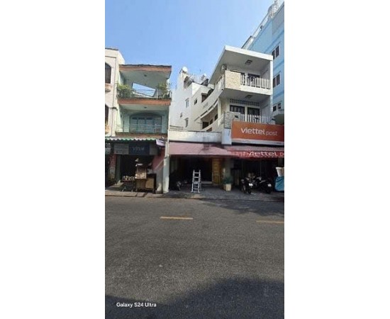 Cho thuê Nhà mặt tiền : 35 Hoà Hưng, Phường 12, Quận 10. Giá thuê: 30 triệu/tháng