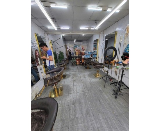 Cho Thuê Nhà MT: 564 Âu Cơ, Phường 14, Quận Tân Bình. Giá thuê: 20 triệu/tháng