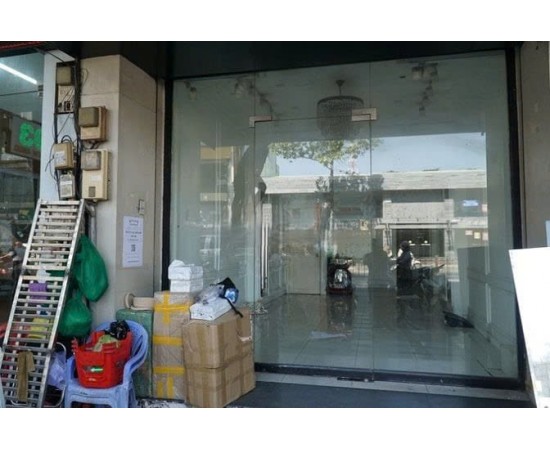 Cho Thuê Nhà : 93A Đường 3/2, Phường 10, Quận 10. Giá thuê: 45 triệu/tháng