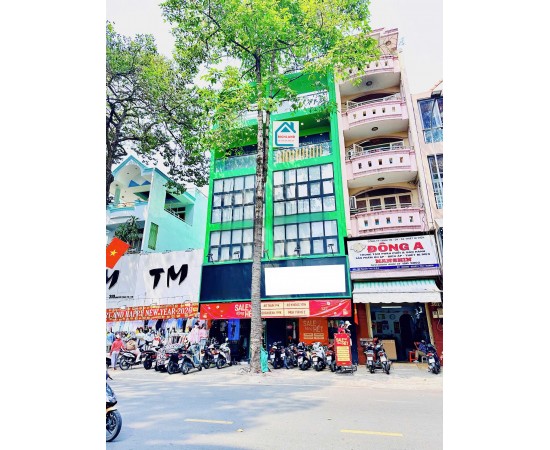 Cho thuê Nhà mặt tiền : 304–306 Nguyễn Trãi, Phường 8, Quận 5. Giá thuê: 175 triệu/tháng