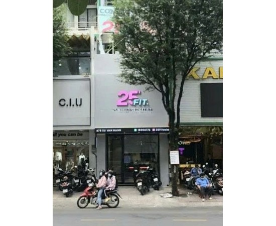 Cho thuê Nhà mặt tiền : 678 Đường Sư Vạn Hạnh, Phường 12, Quận 10. Giá thuê: 120 triệu/tháng