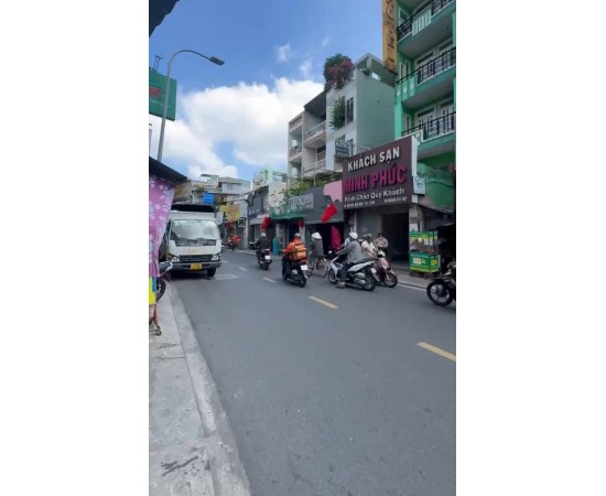 Cho Thuê MB : 16 Nguyễn Văn Đậu, Phường 5, Quận Bình Thạnh. Giá thuê: 18triệu /tháng