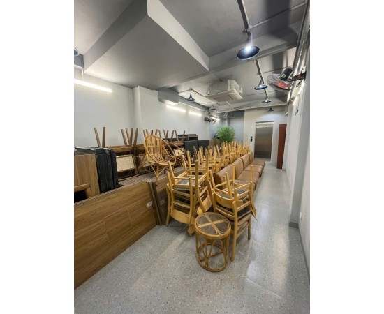 Cho Thuê Nhà : 33 Nguyễn Gia Trí, Quận Bình Thạnh.  Giá thuê: 70 triệu/tháng