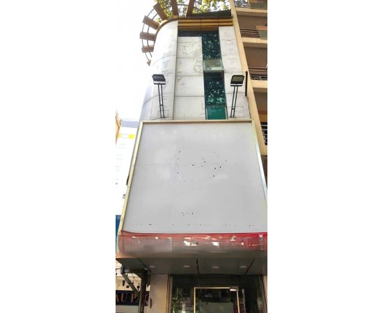 Cho thuê Nhà Góc 2 mặt tiền : 976 Trần Hưng Đạo, Quận 5 (2 mặt tiền cực thoáng).  Giá thuê: 30 triệu