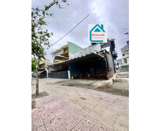 Cho thuê góc 3MT 503–505 Phạm Văn Đồng, Bình Thạnh. Giá 200 triệu