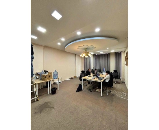 Cho thuê Nhà mặt tiền : 4 Đường Số 11, Phường 4, Quận 4. Giá thuê: 34 triệu/tháng