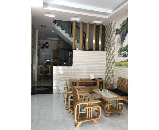 Cho Thuê Nhà : 11 Đặng Thế Phong, Phường Tân Sơn Nhì, Quận Tân Phú. Giá thuê: 20 triệu/tháng