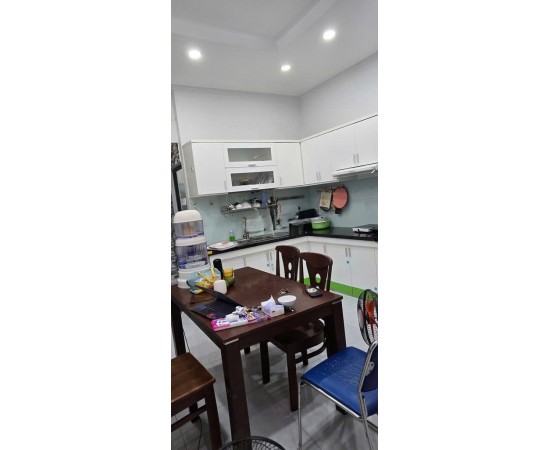 Cho thuê Nhà nguyên căn : 502/11/4 Huỳnh Tấn Phát, Quận 7. Giá thuê: 23 triệu/tháng