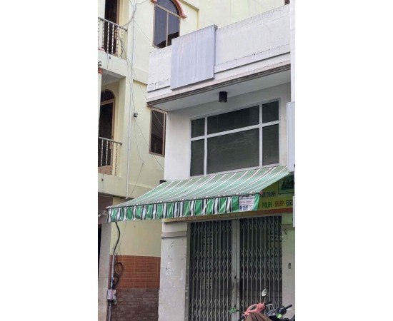 CHO THUÊ NHÀ MẶT TIỀN : 66 Bàn Cờ, Phường 3, Quận 3. Giá thuê: 25 triệu/tháng 