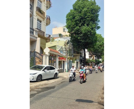 CHO THUÊ MẶT BẰNG KINH DOANH : 7 Phan Bội Châu, Phường 2, Quận Bình Thạnh. Giá thuê: 29 triệu/tháng