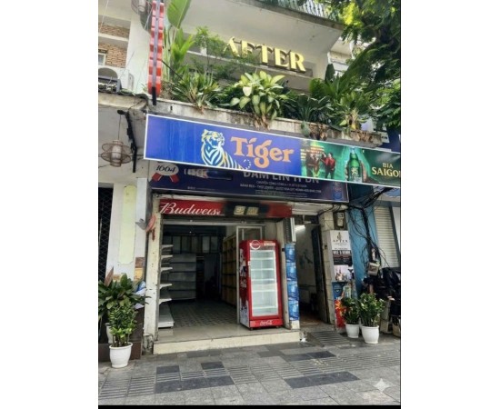 Cho Thuê Mặt Bằng : 77 Trương Định, Quận 1. Giá thuê: 60 triệu/tháng