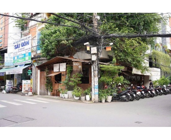 Cho thuê Nhà Góc 2 mặt tiền: 13 Quách Văn Tuấn, Quận Tân Bình. Giá thuê: 55 triệu/tháng