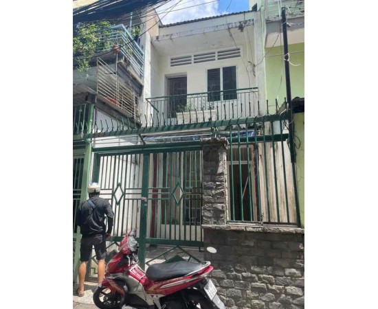 Cho thuê Nhà nguyên căn : 736/9 Cách Mạng Tháng 8, Phường 5, Quận Tân Bình. Giá thuê: 15 triệu/tháng