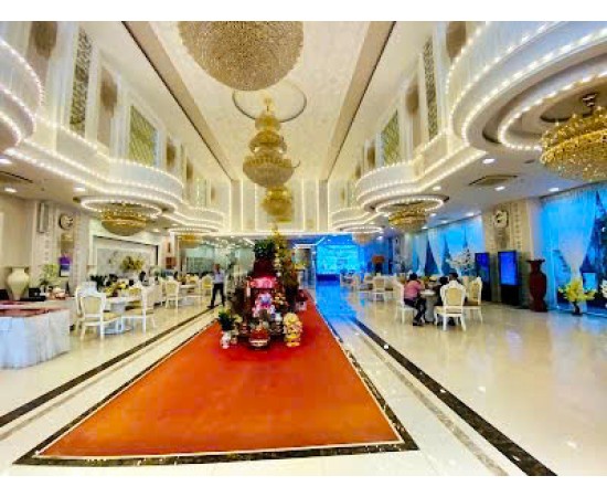 CHO THUÊ TÒA NHÀ MẶT TIỀN : 443–445 LÊ HỒNG PHONG, QUẬN 10. GIÁ THUÊ : 3 TỶ /THÁNG