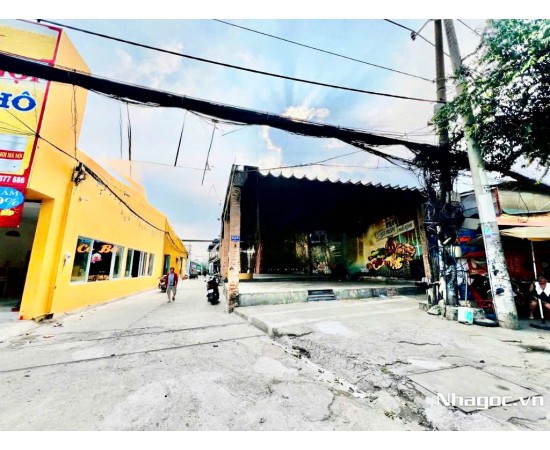 CHO THUÊ NHÀ/XƯỞNG MẶT TIỀN : C3/6 Phạm Hùng, Bình Chánh. Giá thuê: 130 triệu/tháng