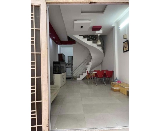 CHO THUÊ NHÀ : 418/43 Trường Sa, Phường 2, Quận Phú Nhuận. Giá thuê: 12 triệu/tháng