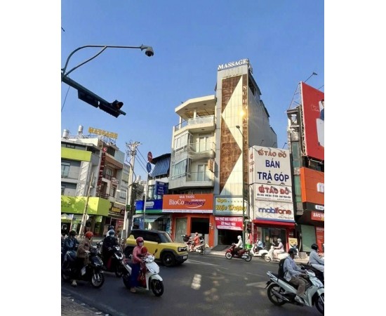 CHO THUÊ NHÀ MẶT TIỀN : 630 Lê Quang Định, Phường 1, Quận Gò Vấp. Giá thuê: 49 triệu/tháng