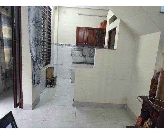 CHO THUÊ NHÀ NGUYÊN CĂN : 195/11/1 Phạm Văn Bạch, Phường 15, Quận Tân Bình. Giá thuê: 8.5 triệu/thán