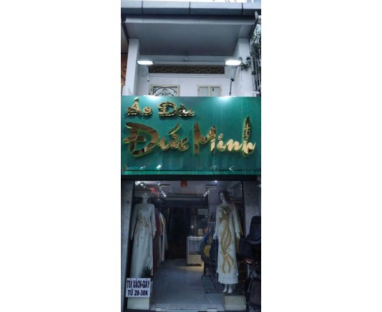 CHO THUÊ NHÀ : 135 TRẦN VĂN ĐANG, PHƯỜNG 11, QUẬN 3. GIÁ THUÊ : 12 TRIỆU/THÁNG